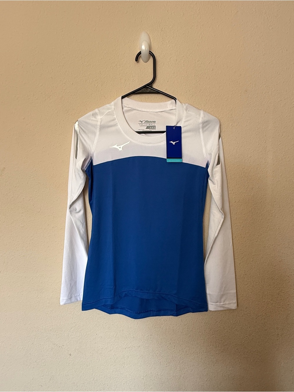 Mizuno Women’s Long Sleeve Volleyball Performance Top - Size XXS